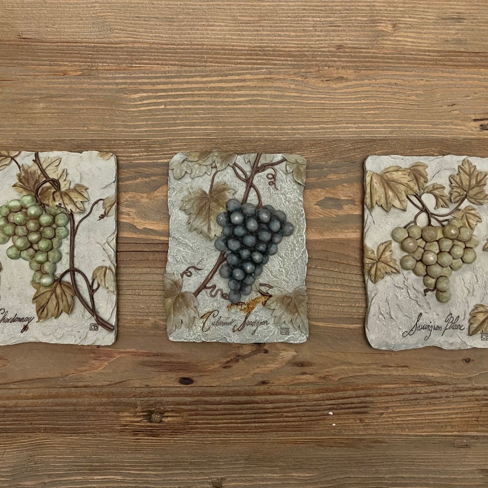 Vintage 3D plaque - (NWOT)